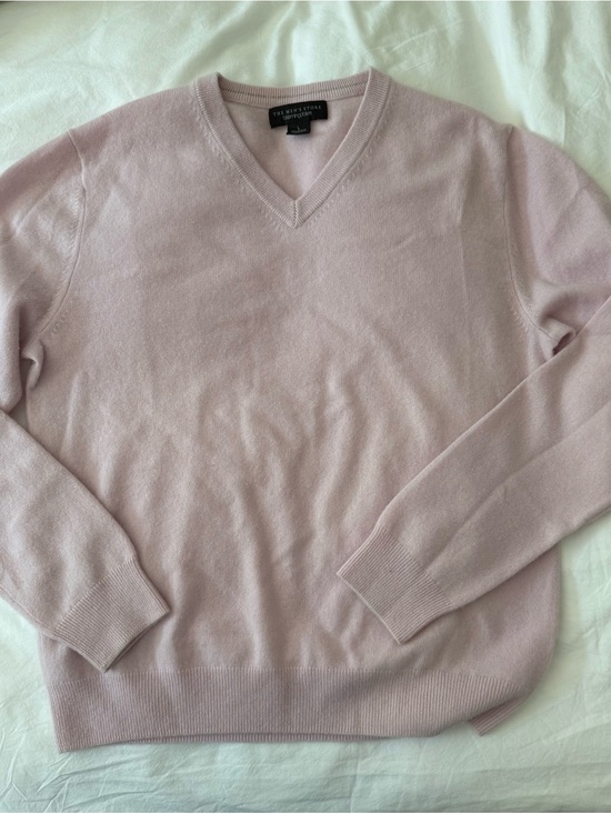 Bloomingdale's Other - The Men's Store V-Neck 100% Cashmere Sweater - Light Pink